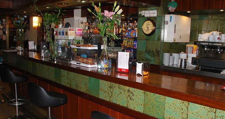 Hostal La Barretina Figueres  Luaran gambar